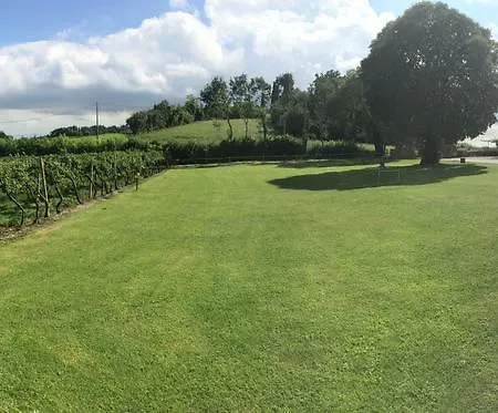 Farm stay Ca' Vecia Castelnuovo del Garda